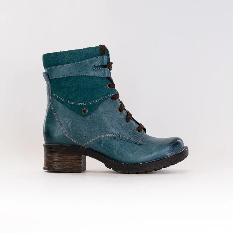 Dromedaris Kara Suede (Women's) - Teal