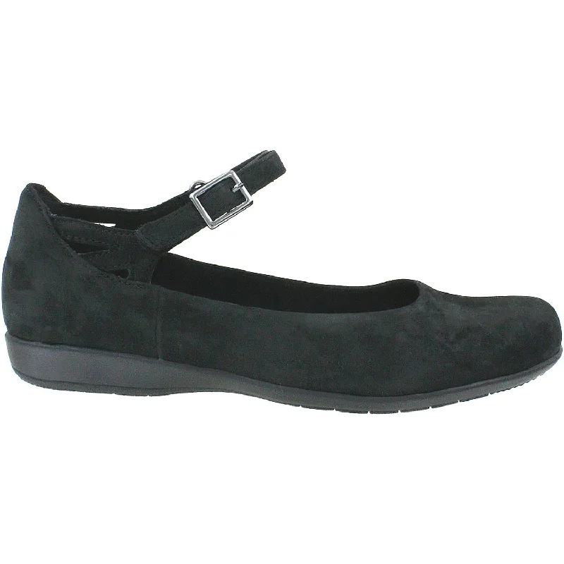 Casual shoes for casual pub crawls-Women's Earth Alma Black Nubuck