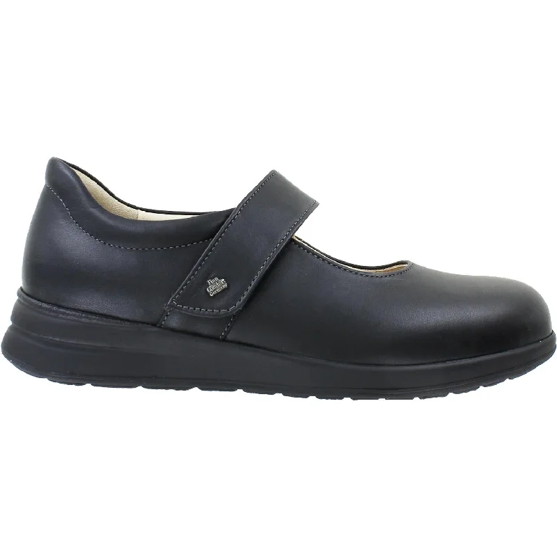 Casual shoes for casual pet playdates-Women's Finn Comfort Beja Black Leather