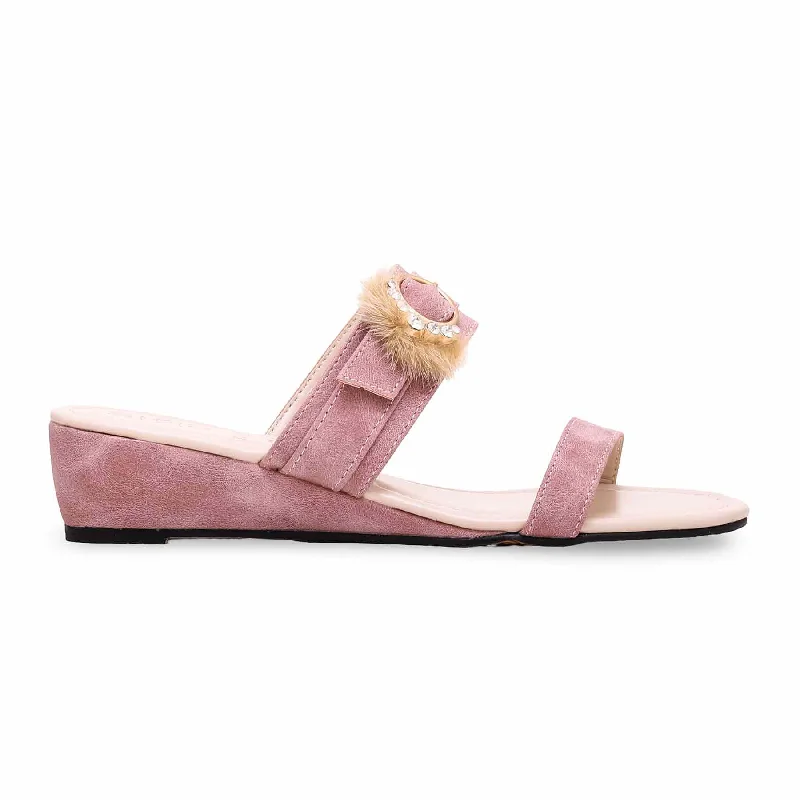 Slippers with plush tendernessPink Formal Slipper FR8223