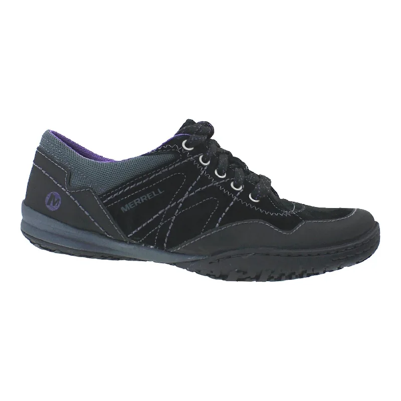 Casual shoes for casual campfire chats-Women's Merrell Albany Lace Black Suede/Mesh