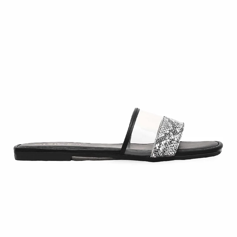 Slippers with non-slip edgesBlack Casual Chappal CL1754